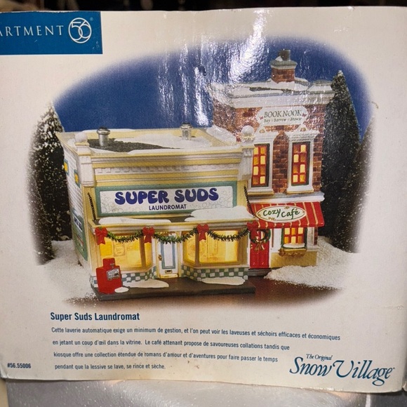 Department 56 Super Suds Laundromat with Festive Accents - Picture 1 of 4